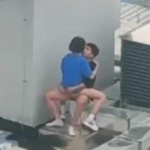 Clip cặp đôi rủ nhau lên nóc nhà để làm việc ở Trung Quốc