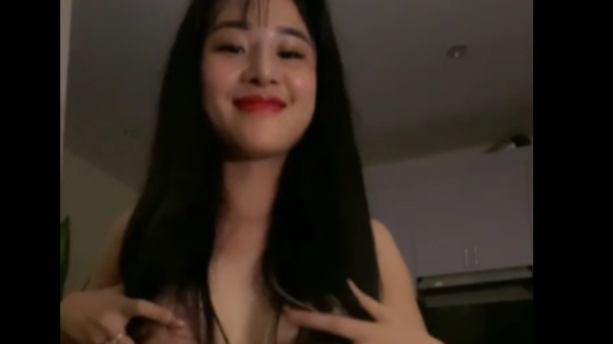 Bảo vệ: Nhảy khoe vếu kích thích phết các bác ạ