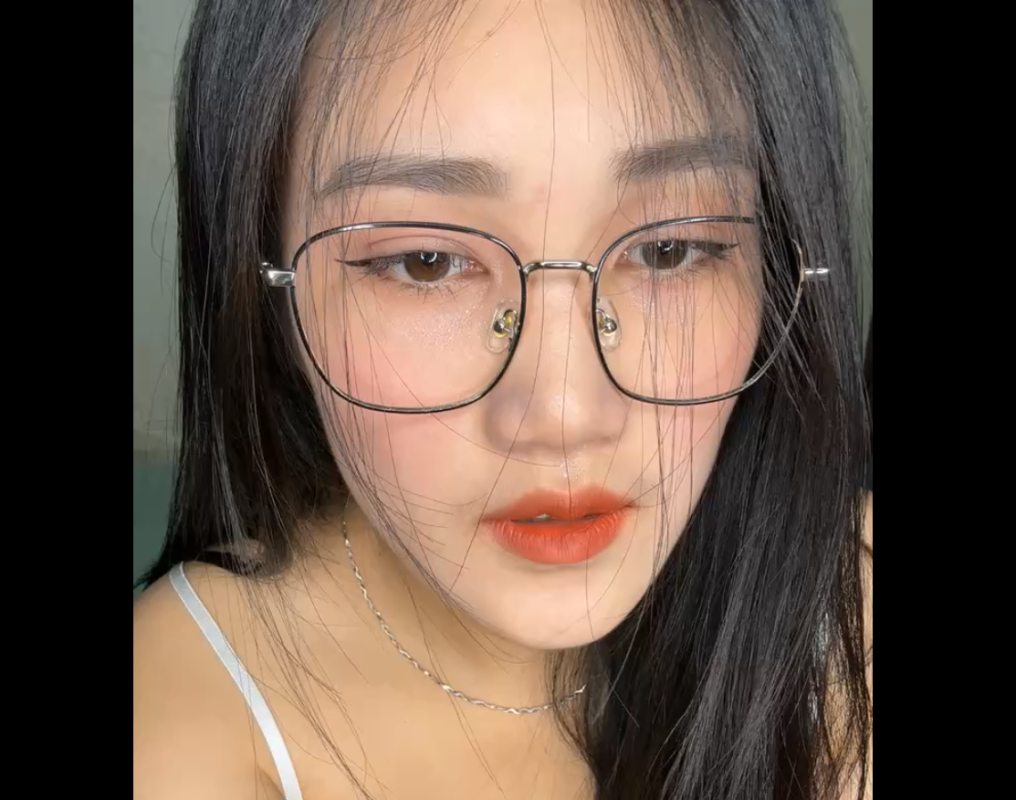 Vừa xinh vừa ngon thế này húp không anh em?