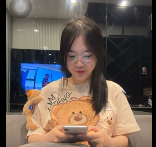 Con tôi nó ở nhà ngoan lắm