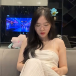 Bảo vệ: Tim tôi rạo rực khi thấy em ấy