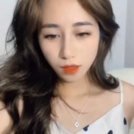 Bảo vệ: Em Lisa Việt và những lần thẩm du trên stripchat