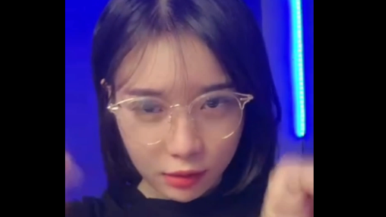 Bảo vệ: Nhan sắc của em có làm các anh say đắm?