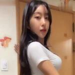 Bảo vệ: Cô gái người Hàn hot nhất ngày hôm nay