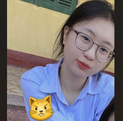 Bảo vệ: Tôi không biết các ông xem chưa chứ tôi là mê rồi