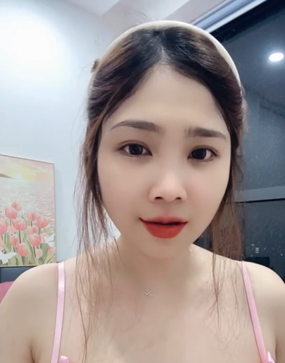 Bảo vệ: Hot Tóp tóp Tạ Thanh Nhi và màn lắc mông không thể cuốn hơn