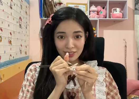 Bảo vệ: Lên 4 clip em Bảo My cho anh em thẩm tối thứ 6 =))