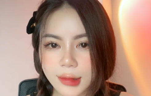 Bảo vệ: Hở chút thôi cũng thấy nắng cực rồi