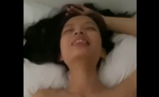 Bảo vệ: Vừa ăn sinh nhật xong thì con bạn cho chén