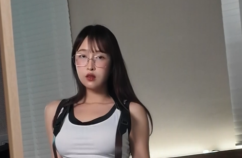 Deerlong lại ra siêu phẩm mới này anh em ơiiii