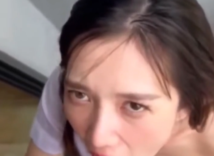 Bú xong nôn gấp :))