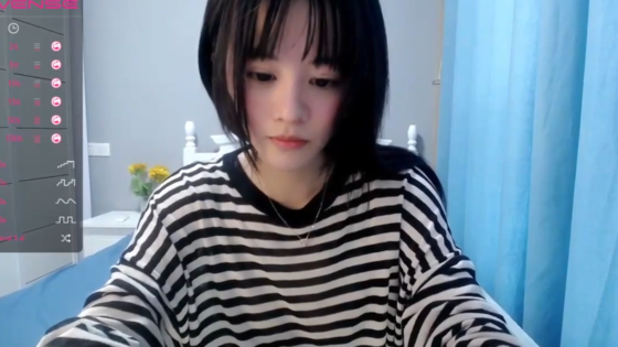 Bảo vệ: Bé xinh quá các bác ạ