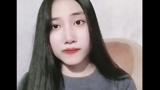 Bảo vệ: Mina xinh duyên dáng đậm chất VN