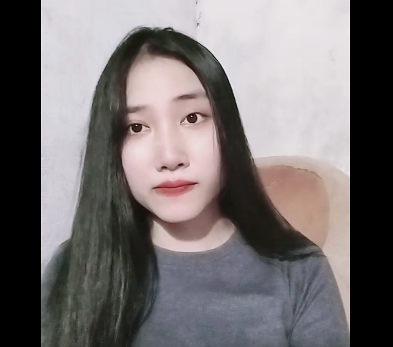 Bảo vệ: Mina xinh duyên dáng đậm chất VN