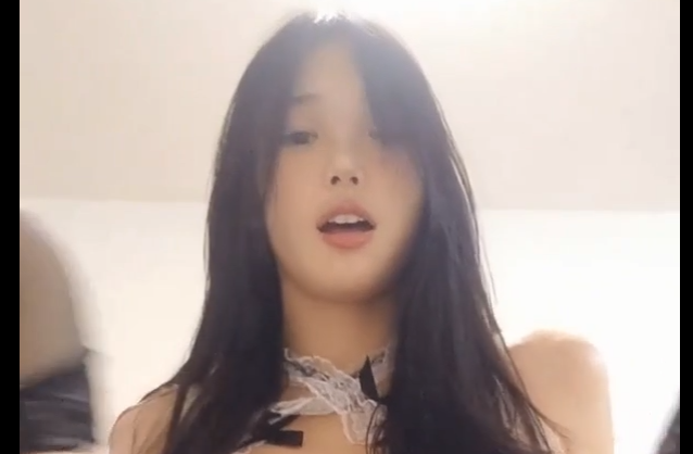 Bảo vệ: Vào xem đi, không phê không lấy tiền ạ