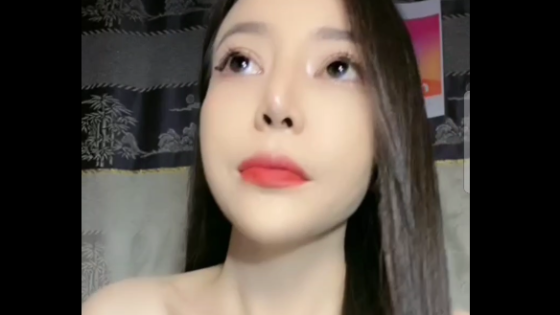 Bảo vệ: Ơ hèm. Góc nghiêng đỉnh chưa?