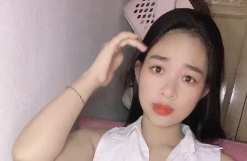 Vào đây trò chuyện và thẩm cùng em nào