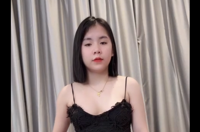 Bảo vệ: ầy, xinh chưa nè